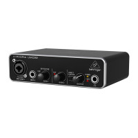 BEHRINGER UMC22 BEHRINGER UMC22